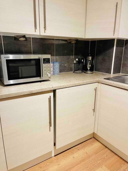 Modern Edinburgh Apartment 2 Bedrooms & Two Bathrooms Luaran gambar