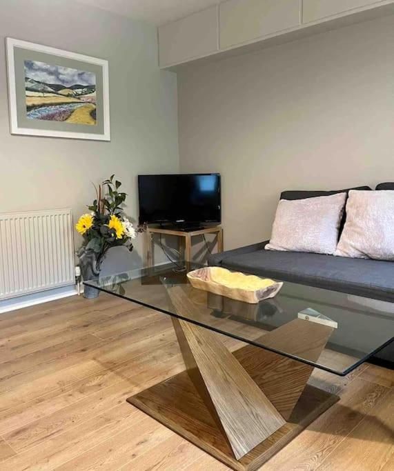 Modern Edinburgh Apartment 2 Bedrooms & Two Bathrooms Luaran gambar
